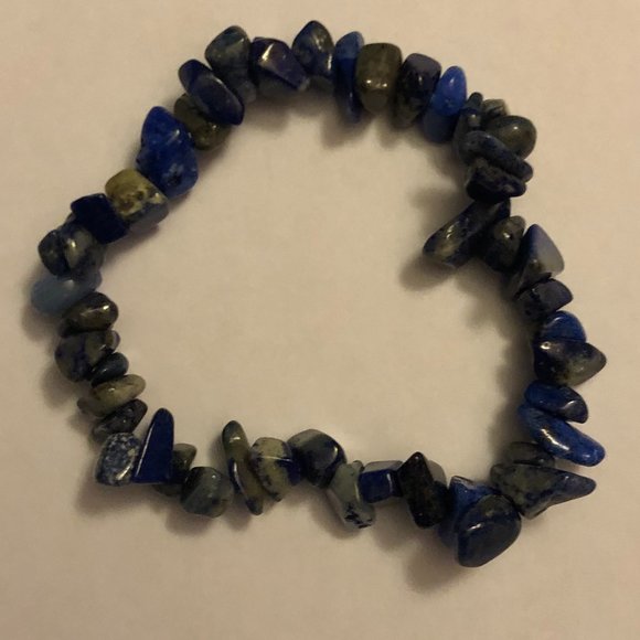 Natural Chip Stones Stretch Bracelet - Picture 2 of 4